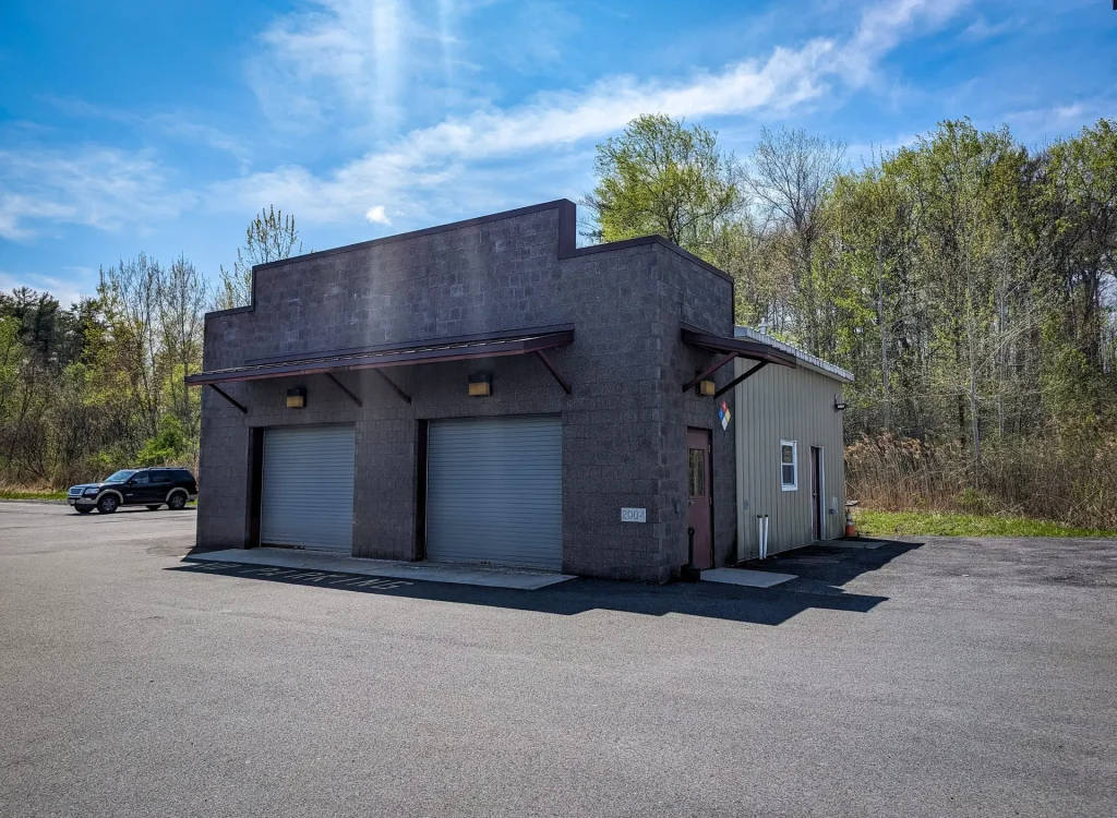 968 Albany Shaker RD-03