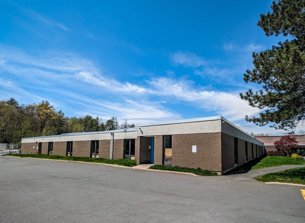 968 Albany Shaker RD-06-2 Cropped